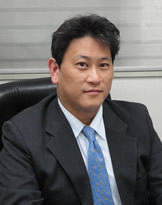 代表取締役社長 月山 裕